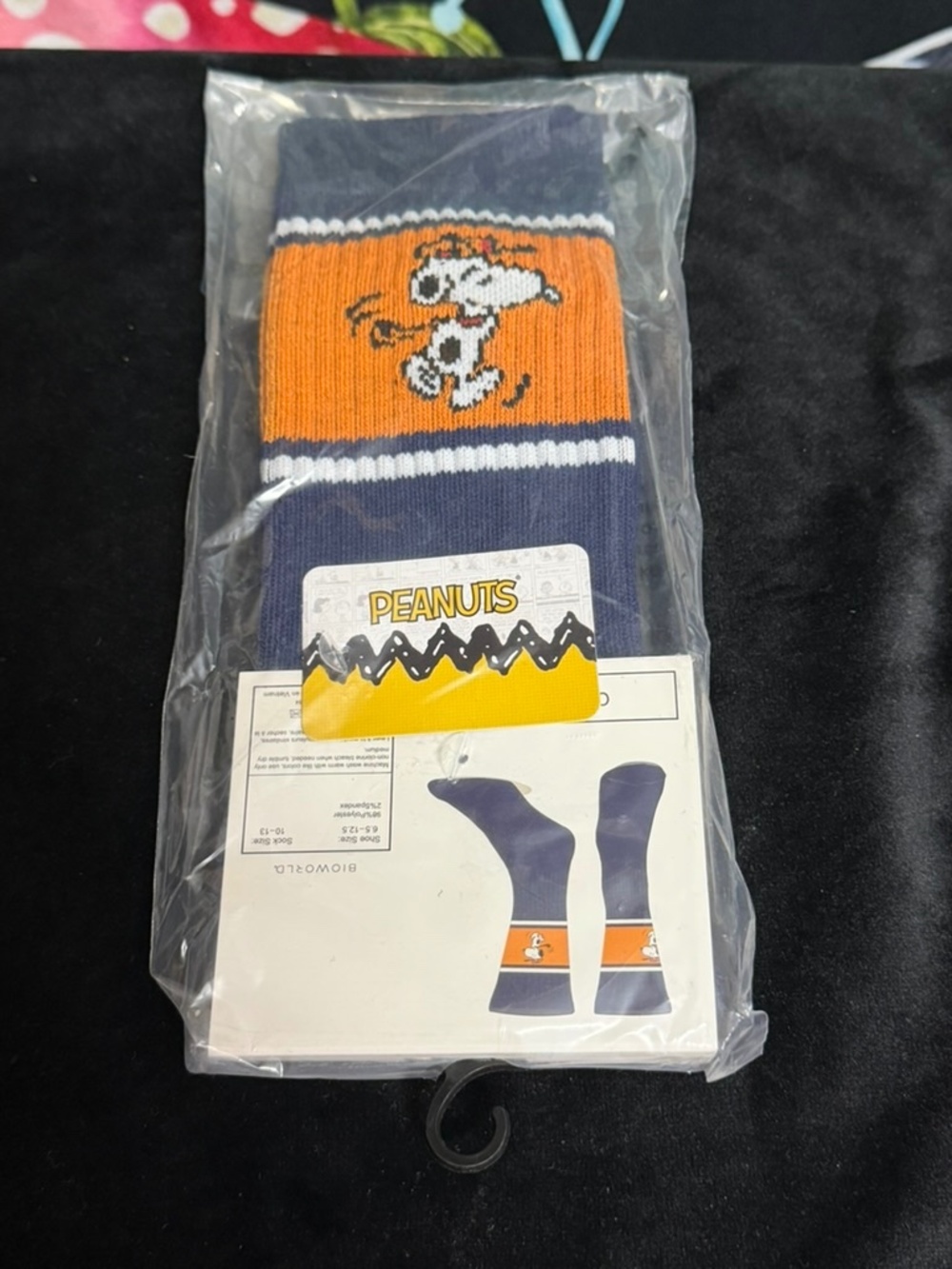 Peanuts Men's Crew Socks in Navy and Orange with Snoopy Motif